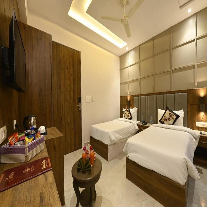 Hotel Avalon Palms Agra Agra  Exterior photo